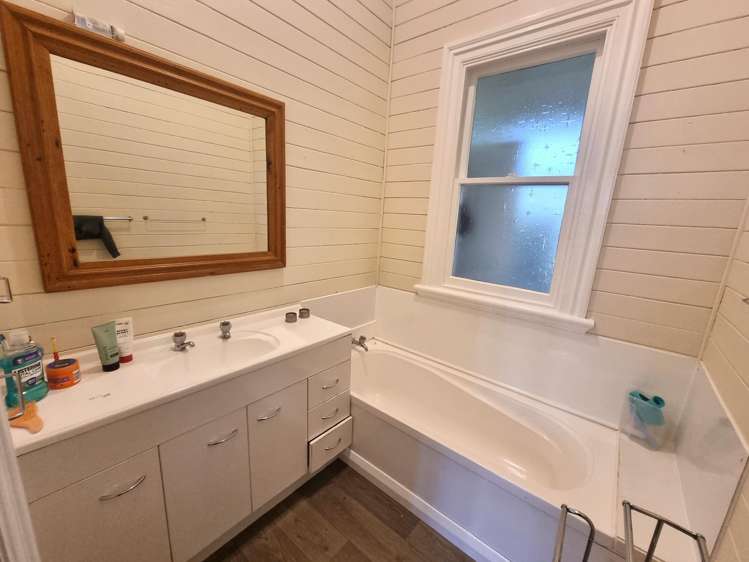 20 Makomako Street Pongaroa_3