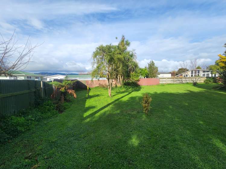 1 Queen Street East Levin_1