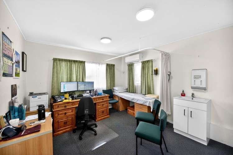 17 East Street Papakura_7