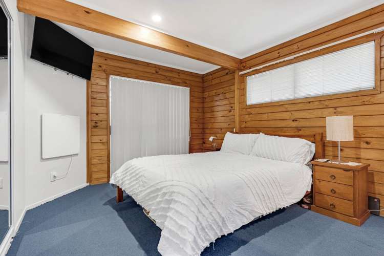 1/11 Aspiring Avenue Clover Park_9