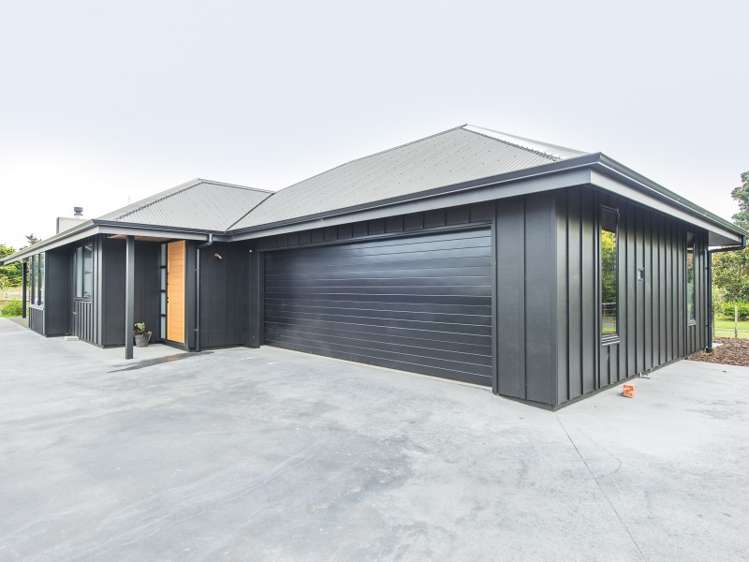 11 Tirimoana Place Otamatea_21