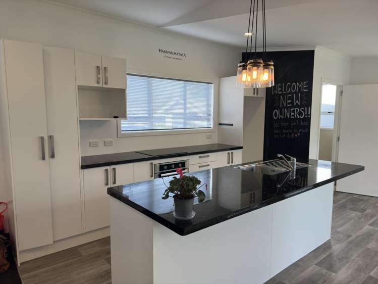 9 Morrissey Street Hawera_4