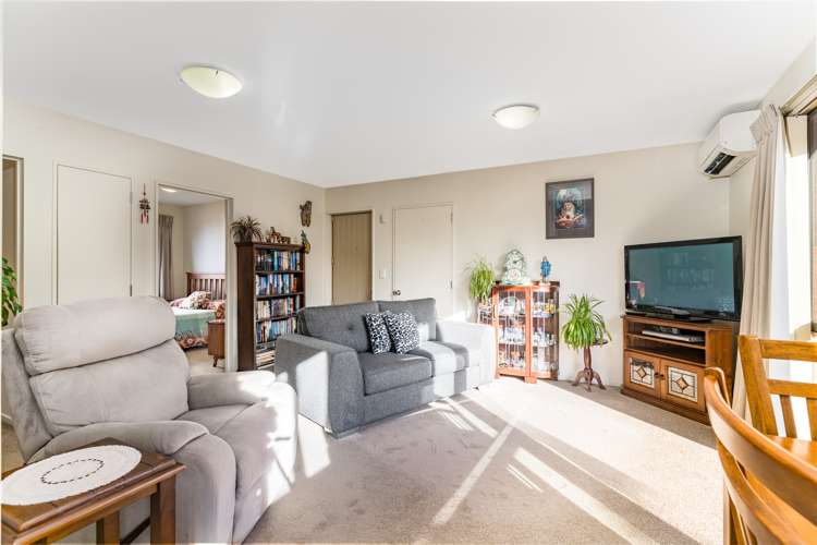 2/108 Yaldhurst Road Sockburn_2