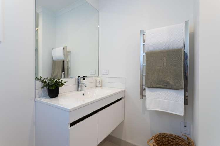 9 Mahana Road (Mahana Apartments) Northcote_14