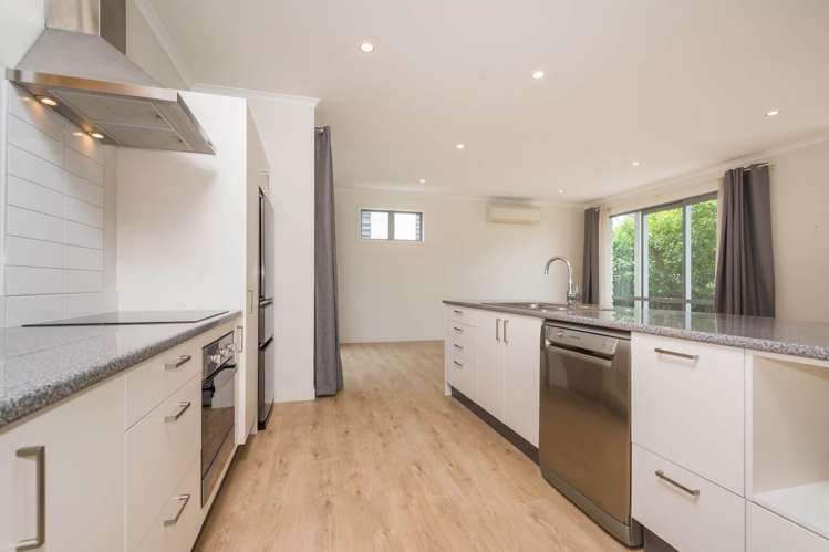 9 Meteor Road Hobsonville_4