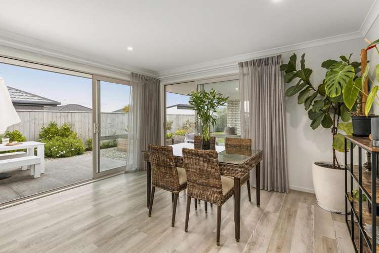 40 Catalina Crescent Burleigh_8
