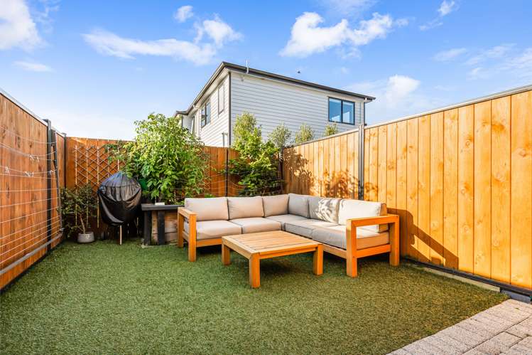 37 Treloar Crescent Hobsonville_12