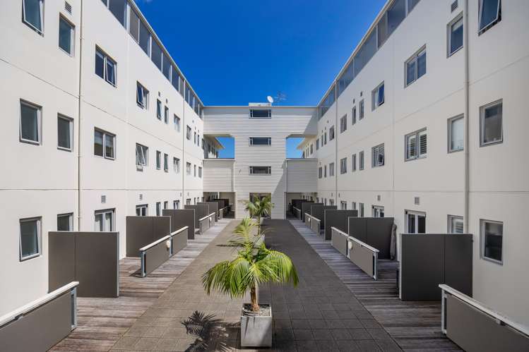 504/26 Morningside Drive Morningside_14