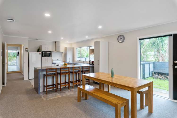 64 Poplar Avenue Raumati South_4