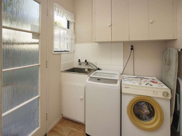 2/74 Arapiki Road Stoke_13