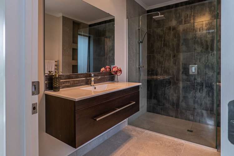 7 Coutts Lane West Melton_19