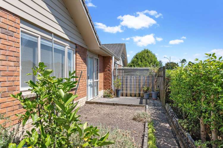 37/1 Piriti Drive Te Atatu Peninsula_16