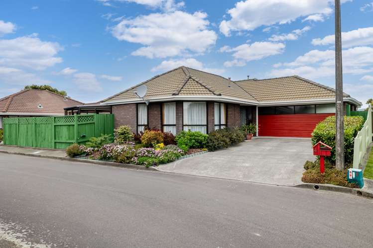 4 Seville Court Terrace End_26