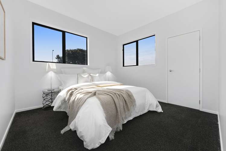 38 Hadley Wood Drive Wattle Downs_13