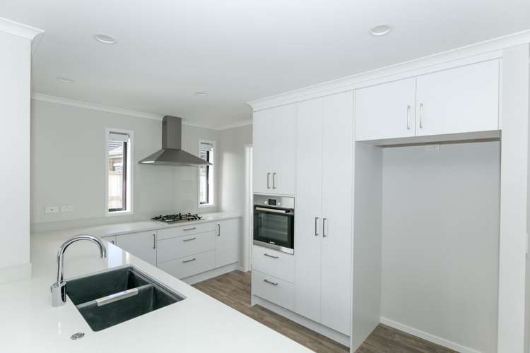 20 Sylvester Crescent_0
