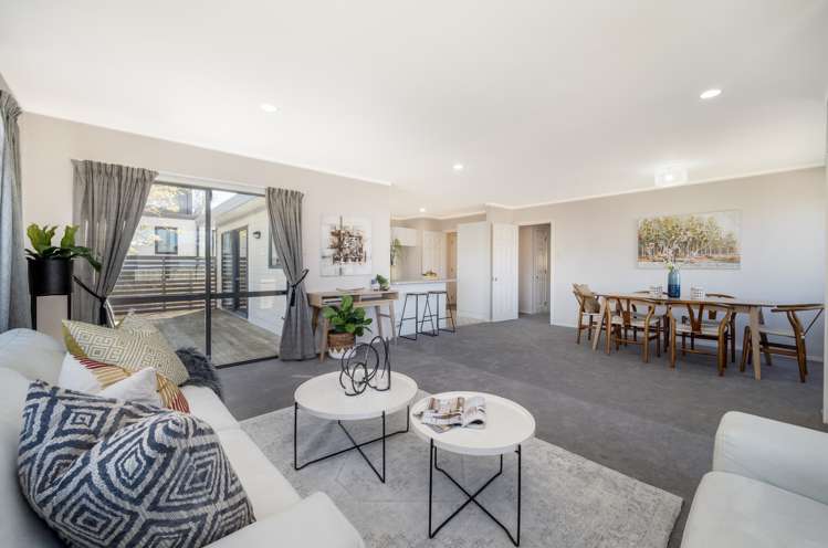 2/69 Gibraltar Street Howick_3