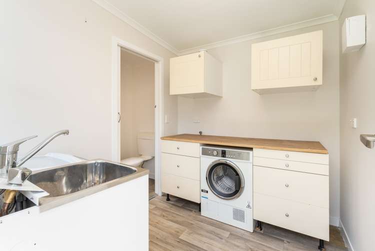 36 Carlyle Street North East Valley_15