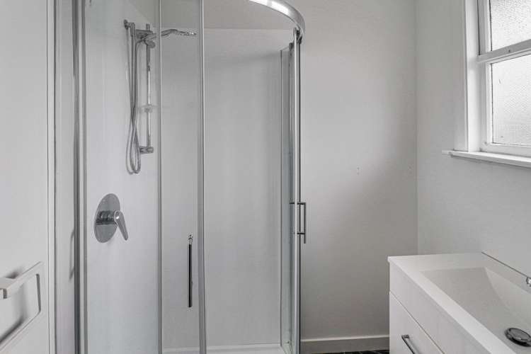 5 Takatimu Way Johnsonville_13