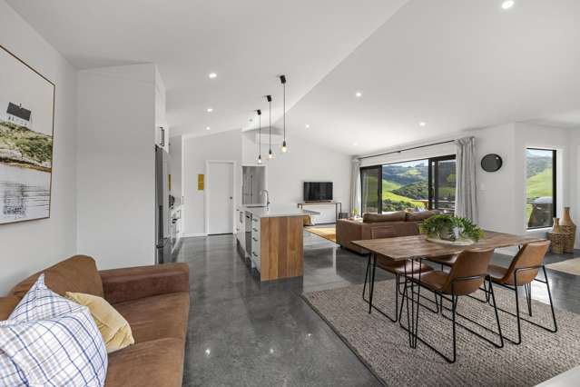 102 Omahina Street Raglan_2