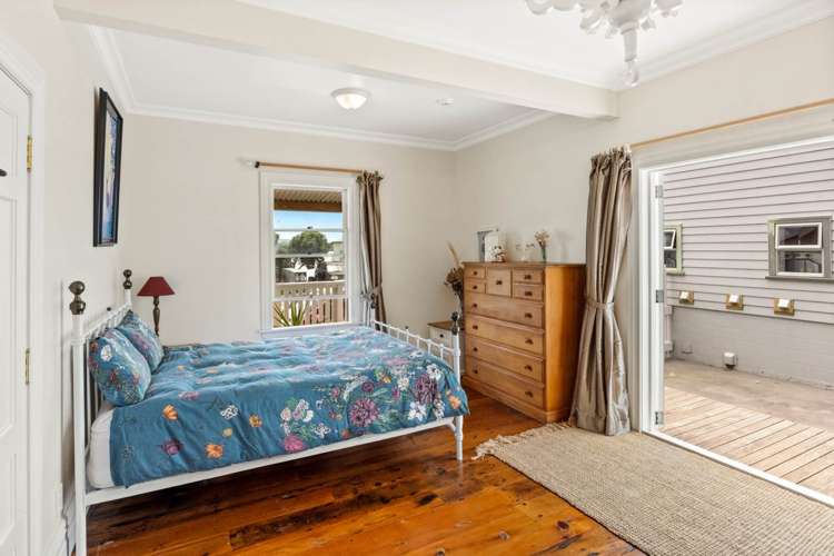 4 Russell Esplanade Rawene_20