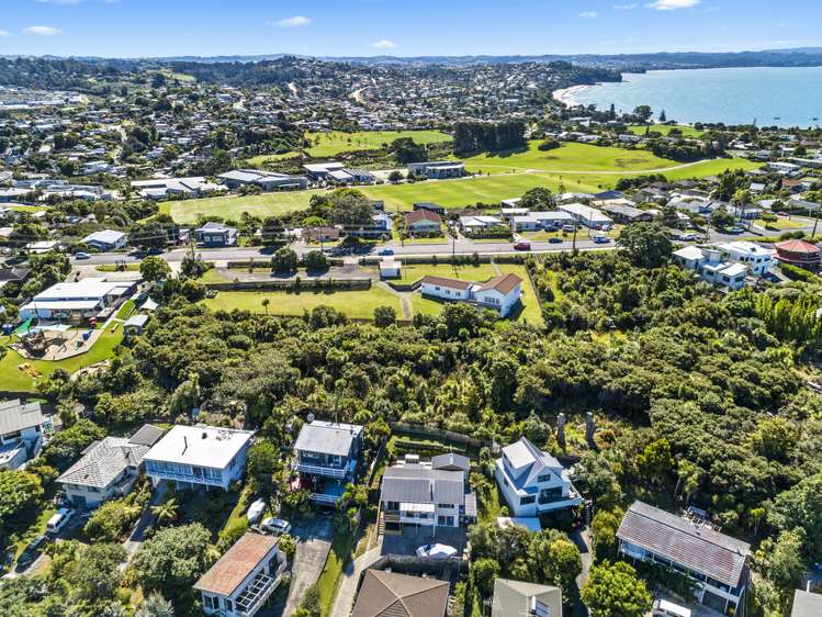 14 Layton Road Manly_19