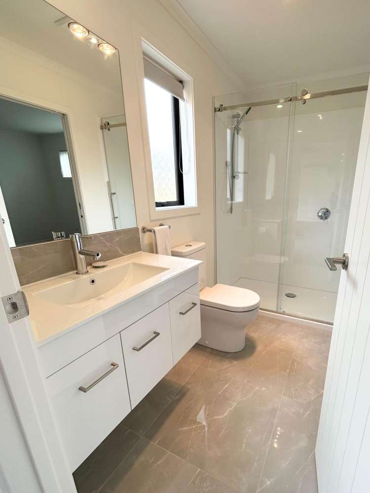 Malahide Drive Flat Bush_20