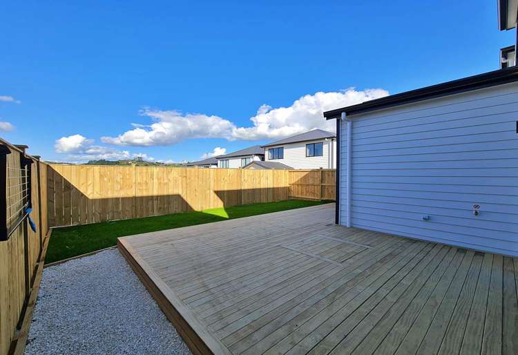 6 Ascent Drive Flat Bush_22