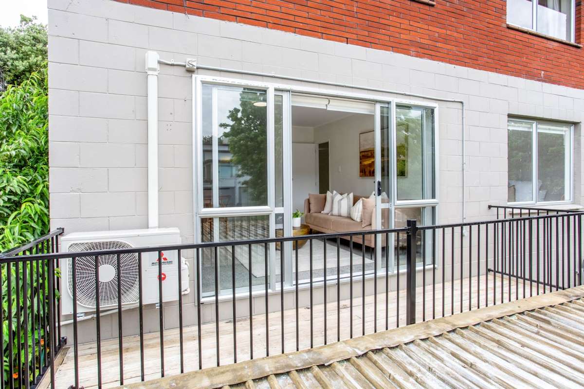 1/23 Don Croot Street_2