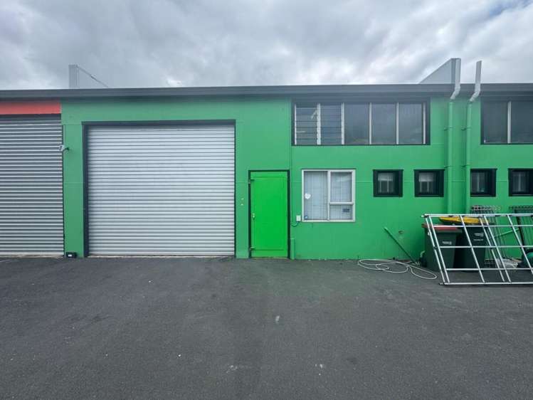 Unit C, 12  Vernon Street Papakura_2