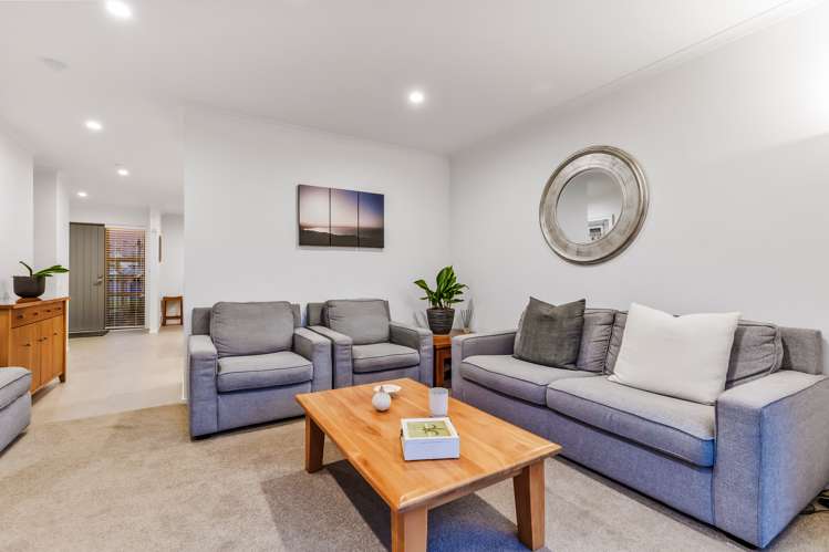 26 Arthur Rolfe Lane Swanson_10