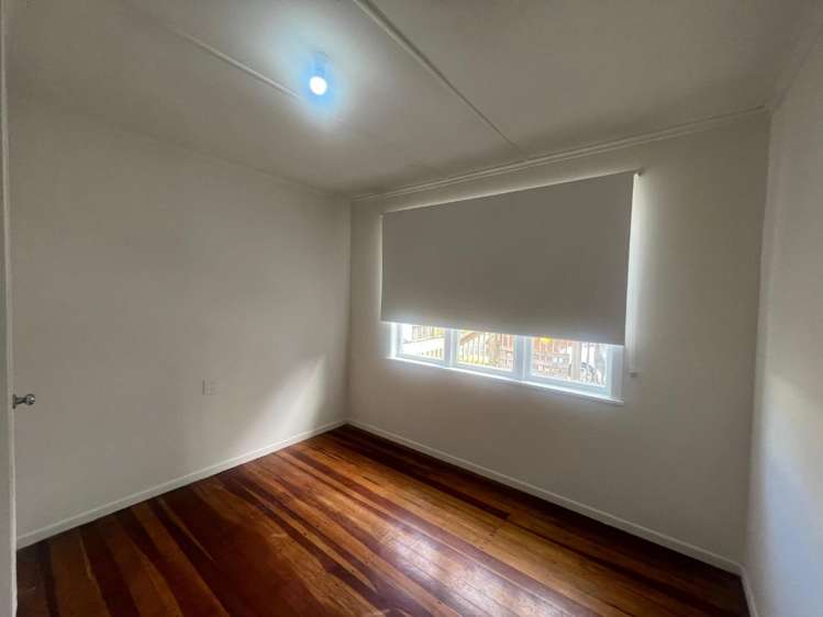 92 Portage Road New Lynn_6