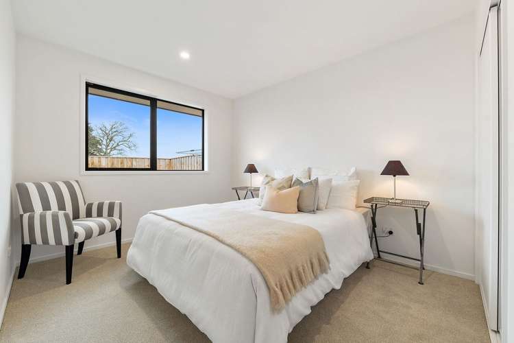 27 Stackwood Avenue Woodend_18