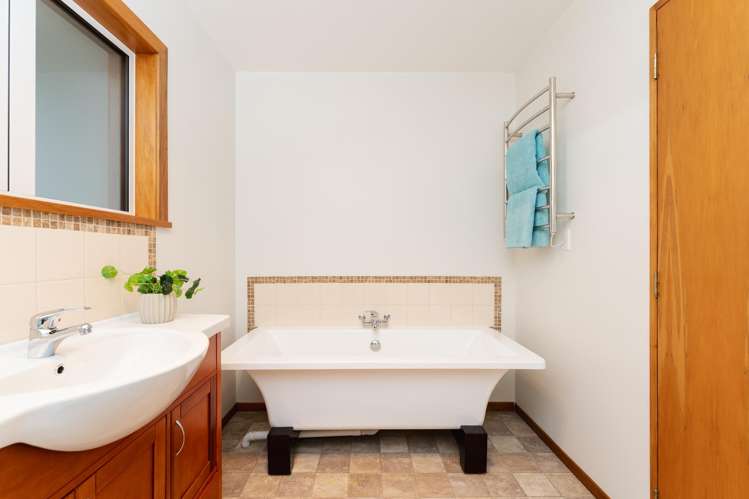 18 Poulters Road Leith Valley_30