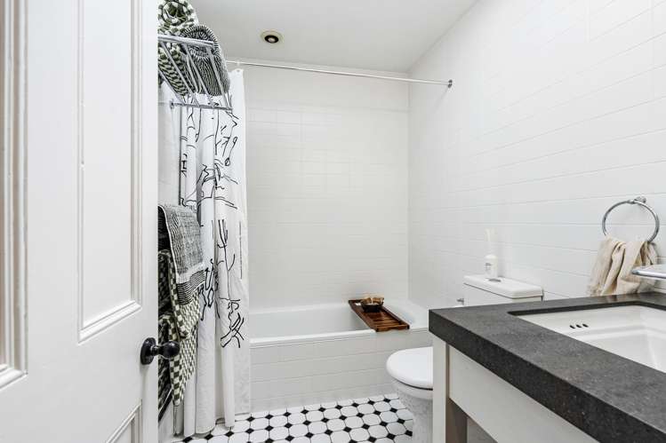 89 Pendarves Street New Plymouth Central_18