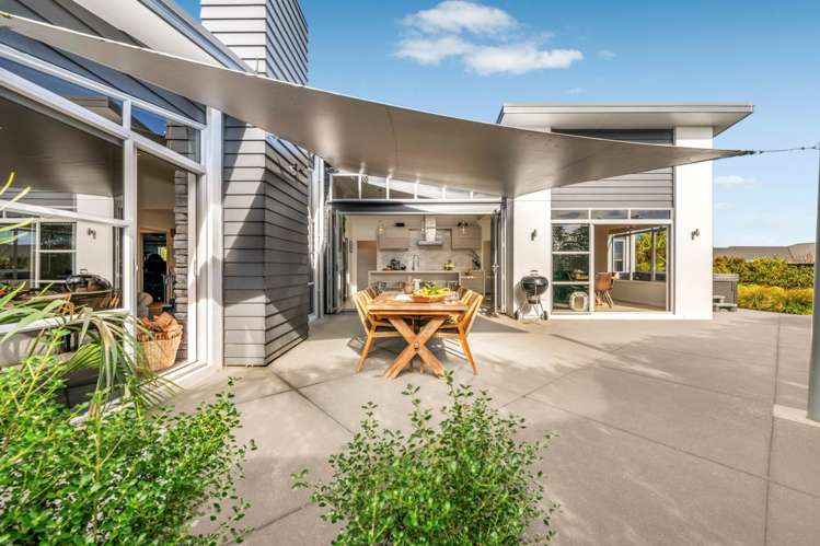 56 Columbia Crescent Beachlands_15