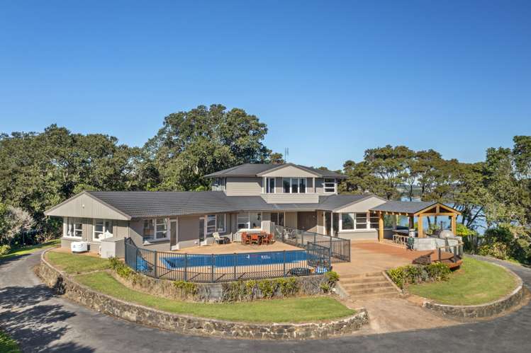 315 Whangaparaoa Road Red Beach_4