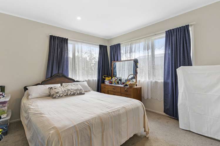 49 Ashgrove Road Mangere_6