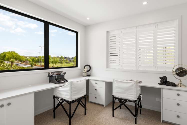 123 Lakes Boulevard Pyes Pa_21