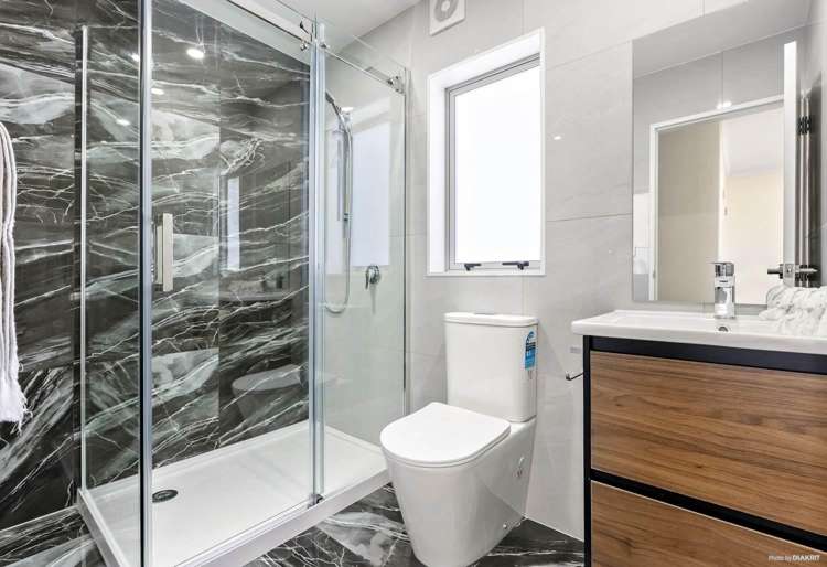 c/4 Bill Phillip place Clendon Park_15