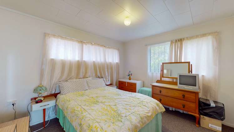6c Washington Square Paeroa_7
