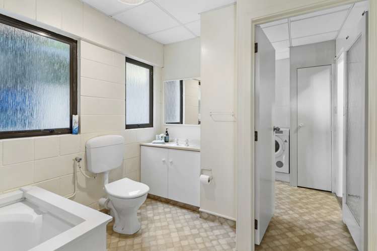 10 Craig Road Maraetai_21