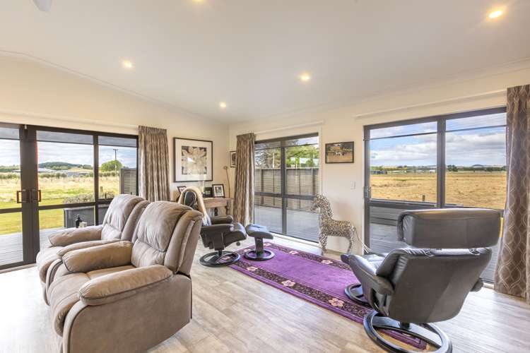 1 Elm Place, RD4 Waipukurau_9