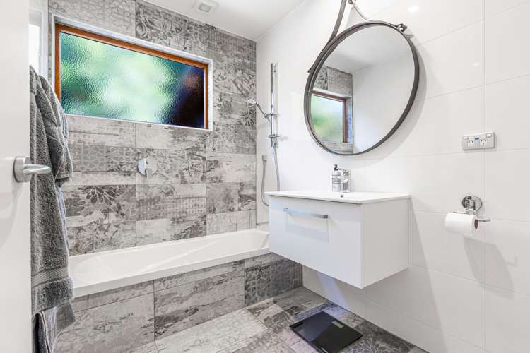 2 Okewa Road Titirangi_14