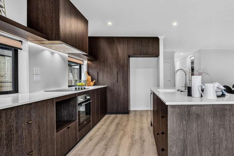 2/15 Kimbolton Street Rototuna_8