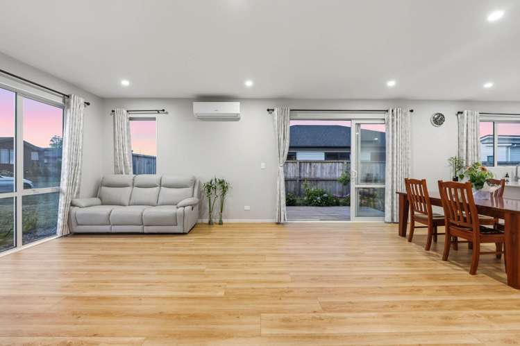 6 Ahorangi Road Silverdale_11