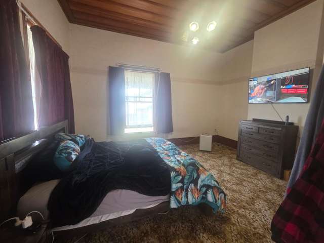 16 Burns Street Dannevirke_4
