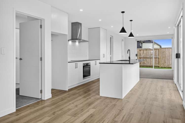 26 Tokotoko Parade_4