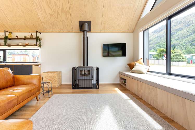 54 Cornwall Street Kingston_8