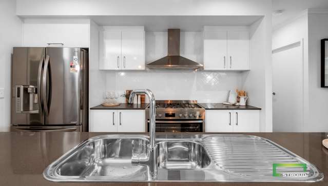 4D /61 Osborne Road Amberley_4