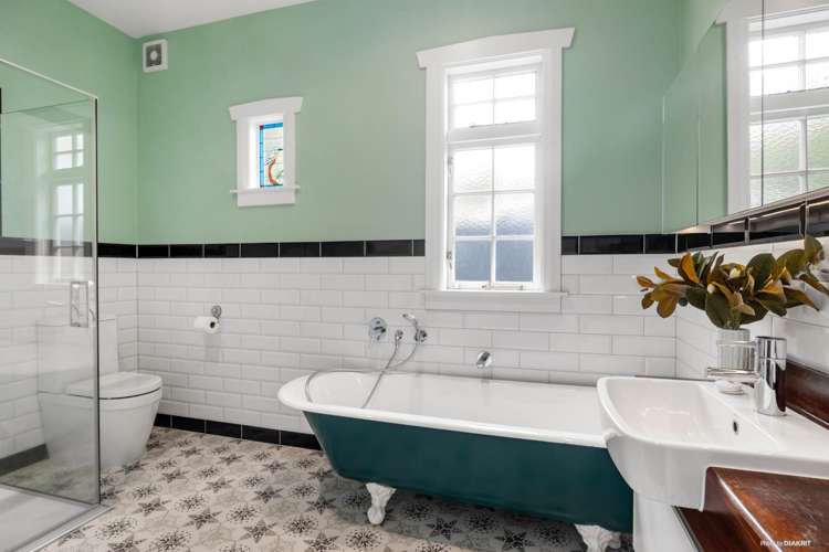 67 Old Mill Road Westmere_13